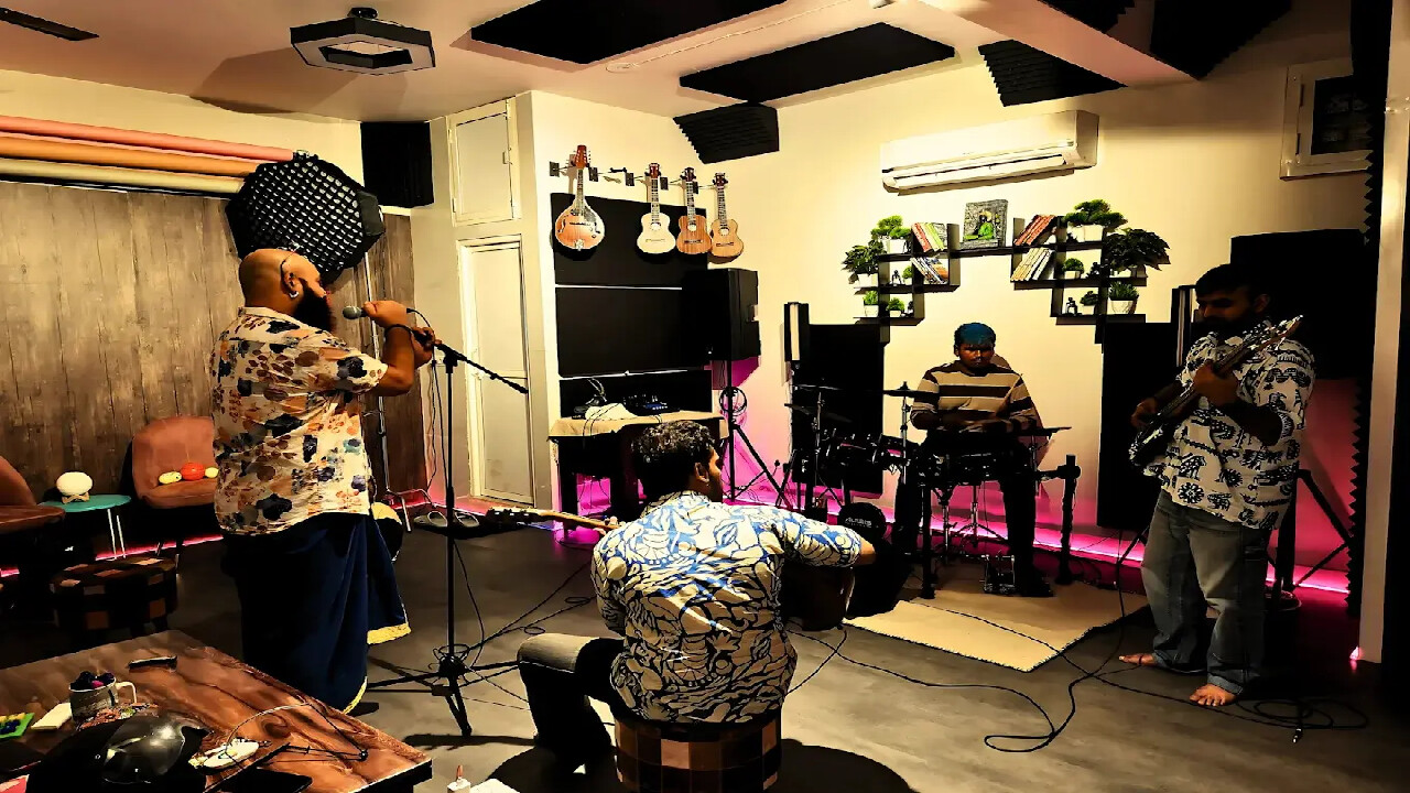 12notez Music Studio and Jam Room